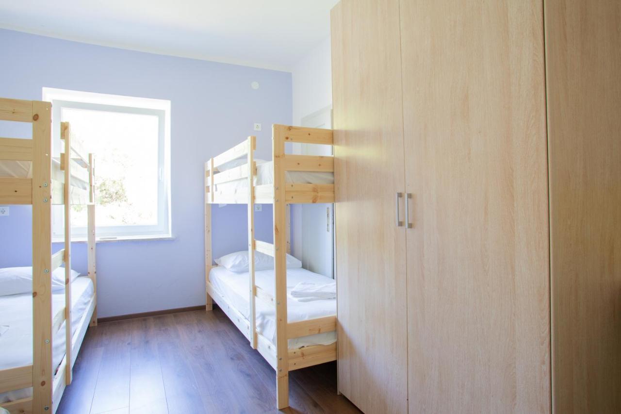 Hostel Trobenta In Oblak بورتوروز المظهر الخارجي الصورة