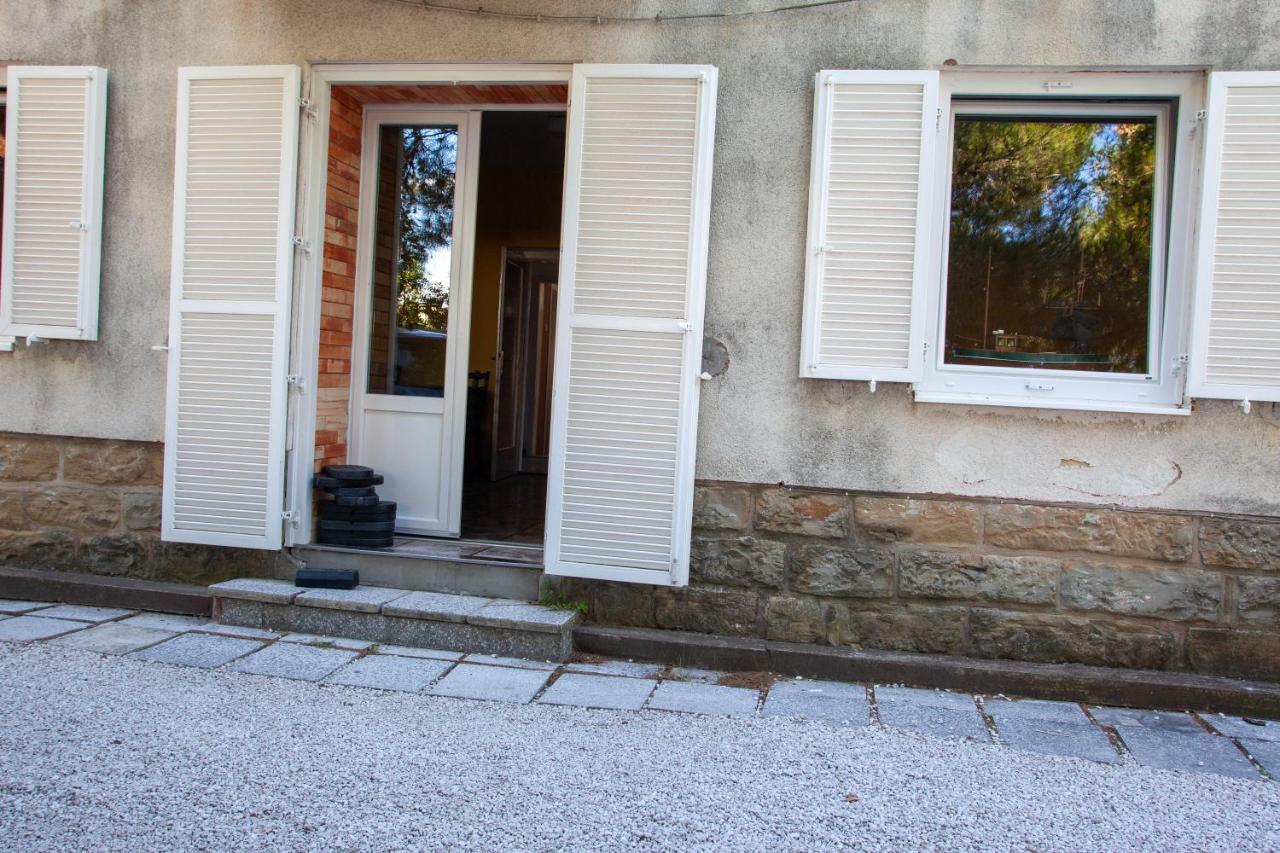 Hostel Trobenta In Oblak بورتوروز المظهر الخارجي الصورة