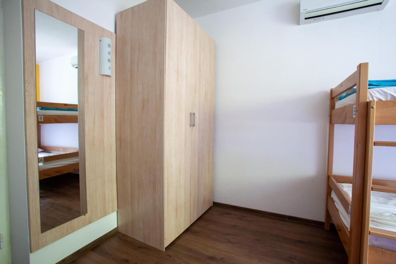 Hostel Trobenta In Oblak بورتوروز المظهر الخارجي الصورة