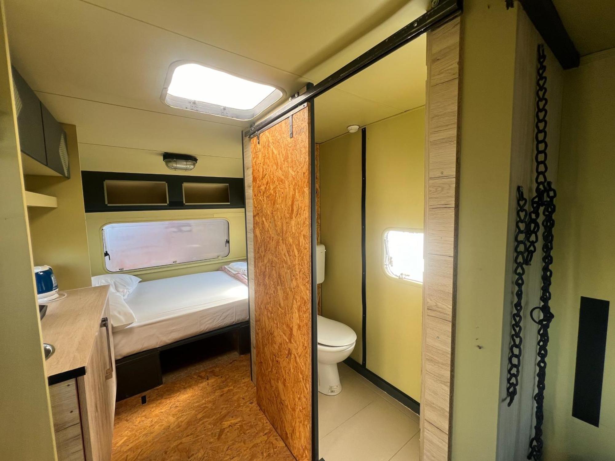 Hostel Trobenta In Oblak بورتوروز المظهر الخارجي الصورة